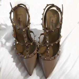 100% authentic Valentino Rockstud heels.
